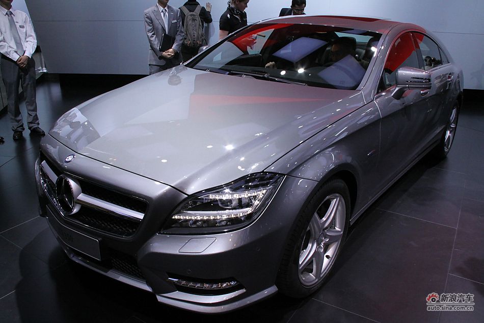 cls350奔驰最新报价,奔驰CLS350最新价格揭晓